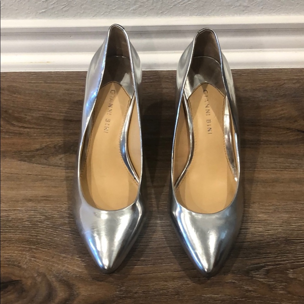 Gianni bini silver heels